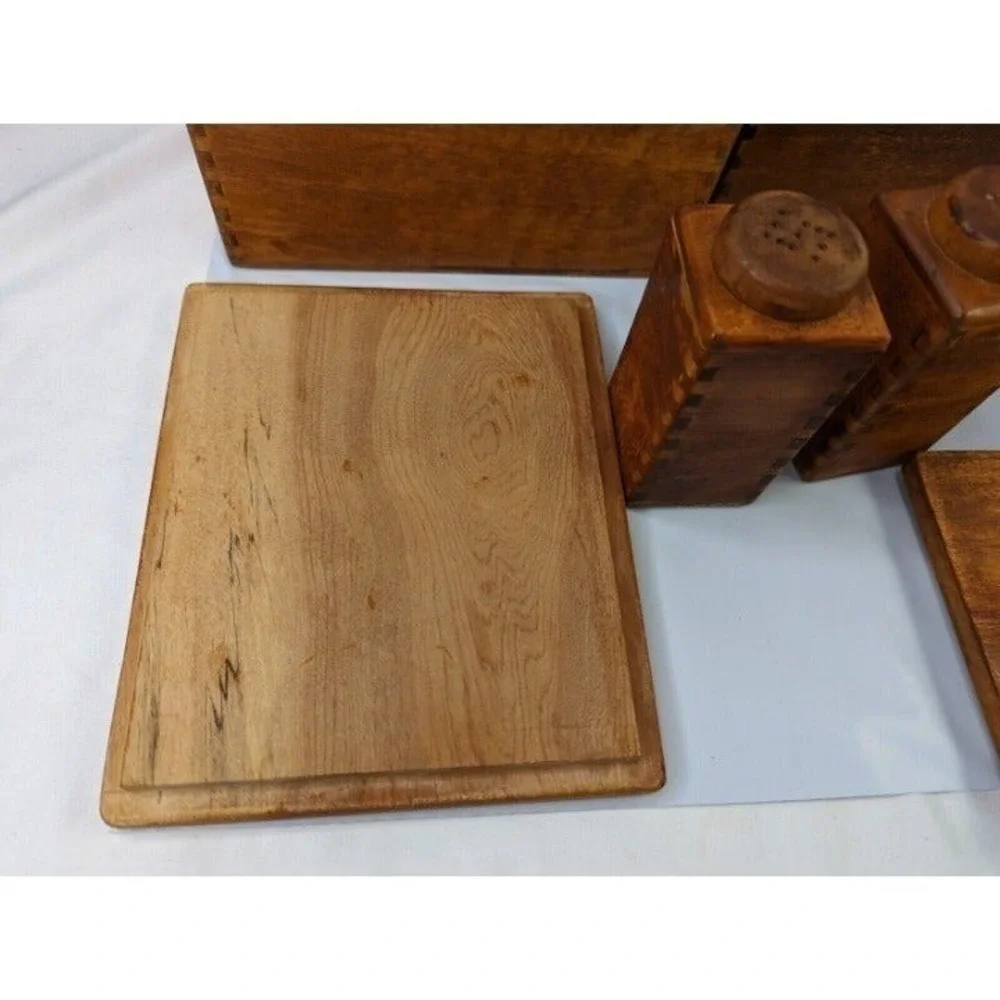 Woodpecker Products‎ Wooden Canister Salt Pepper Shaker Lot